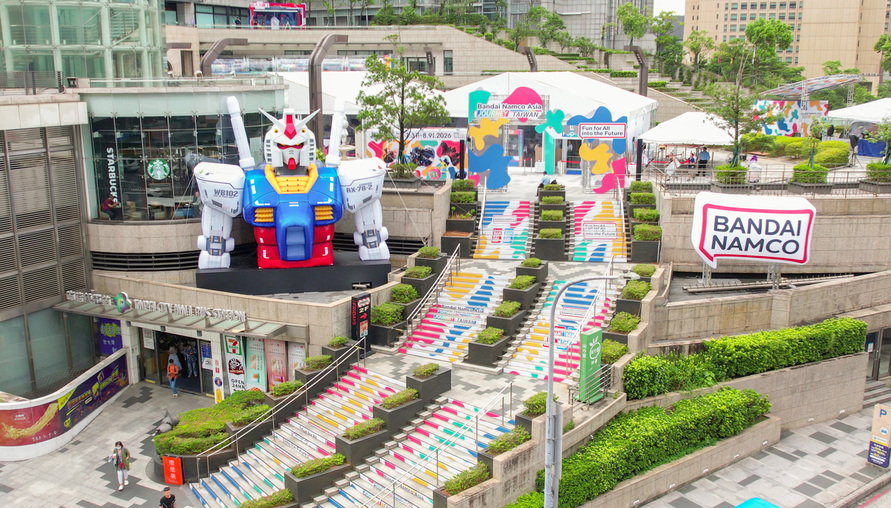 信義區巨型鋼彈出沒中!萬代南夢宮史上最大巡迴展登場